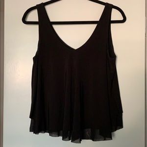 Black layered swing top
